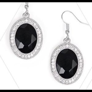 Beautiful Black Elegant Earrings